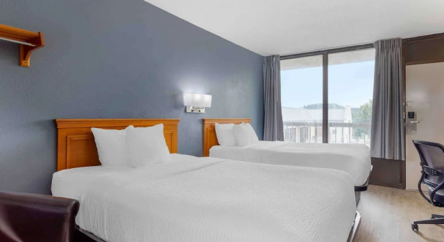 Четырёхместная студия Extended Stay America Suites - Bristol