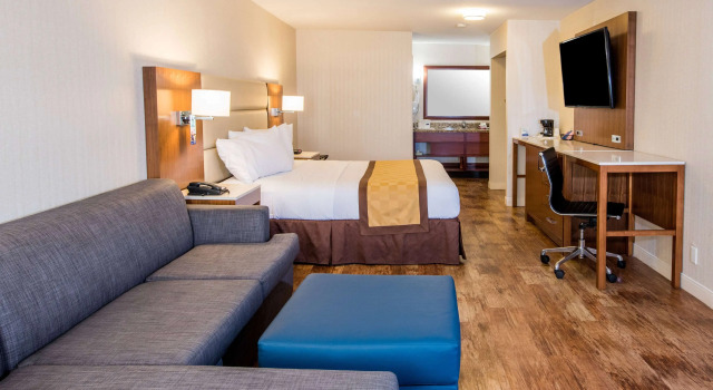 Travelodge by Wyndham Culver City, Забронировать Мини-отель Мини-отели Калвер Сити, Мини-отель