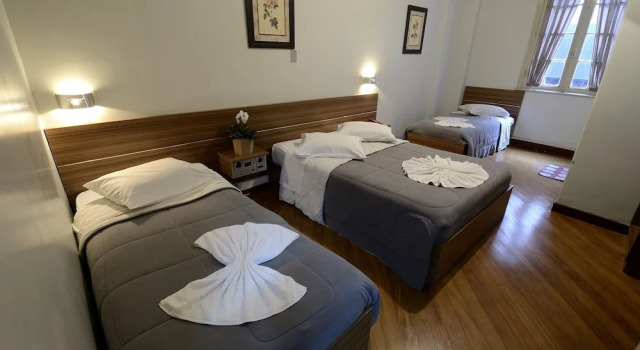 Hotel Rivoli, Забронировать Отель Отели Сан-Пауло с завтраком, рядом с Собор Сан-Паулу, Завтраки