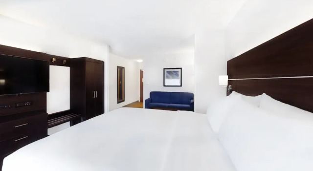 Двухместный люкс Holiday Inn Express New Orleans East by IHG