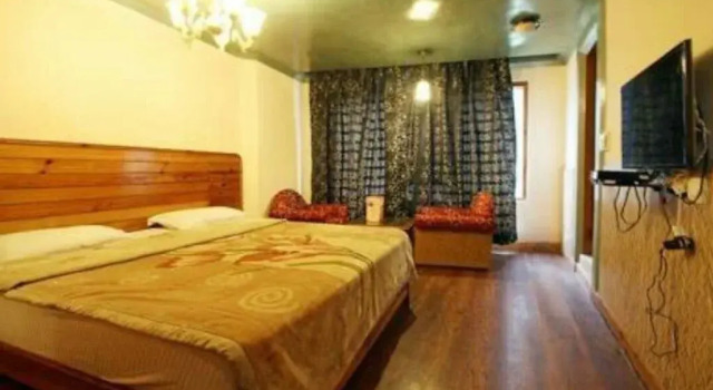 Divine inn sonmarg, Забронировать Отель Сонамарг Джамму и Кашмир