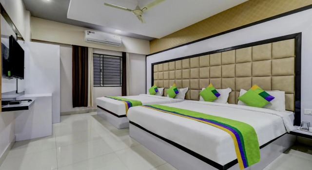 Номер Superior Treebo Sahara Suites 750M From St Johns Medical College And Hospital