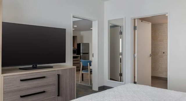 Люкс c 1 комнатой Home2 Suites By Hilton Altoona Des Moines