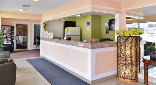 Canadas Best Value Inn Whitecourt