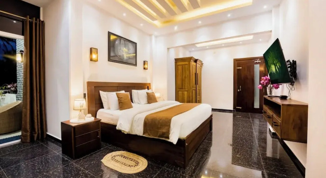 Deluxe suite ThiThis Palace