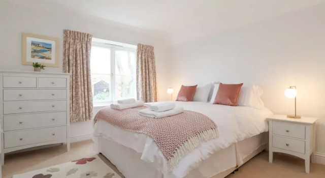 9 Church Farm Rise, Забронировать Фермерский дом Фермерские дома Англии, Фермерский дом