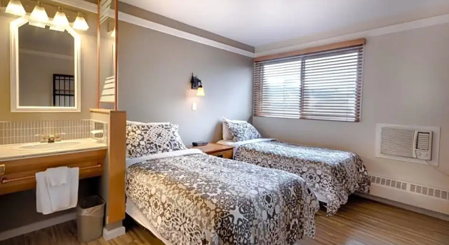 Двухместный номер Standard с видом на горы Astoria Hotel