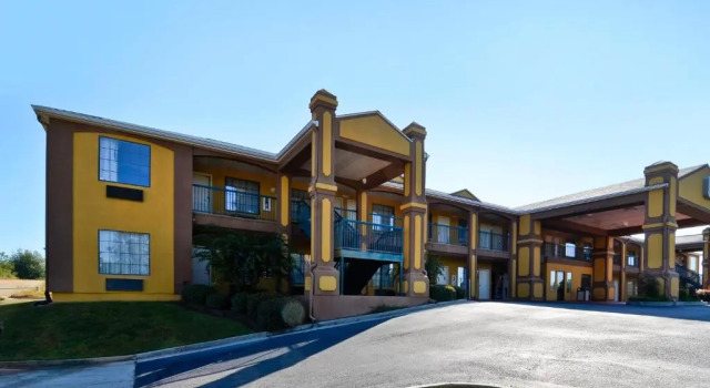 Номер Standard Peach State Inn & Suites