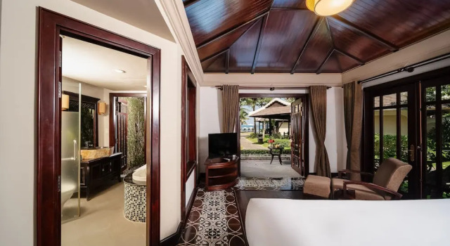 Бунгало Executive Anja Beach Resort & Spa