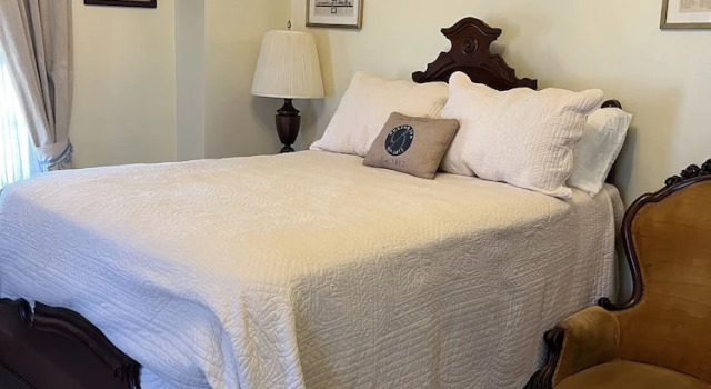 Четырёхместный номер Standard The Buxton Inn