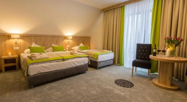 Номер Standard Grand Tatry - miejsce na wyjątkowy pobyt dla Ciebie i Twojej rodziny! - sauna i jacuzzi wliczone w cenę pobytu - 10 minut pieszo od Term Bania