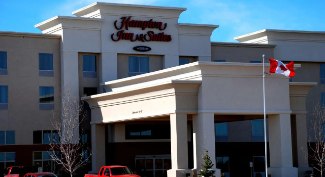 Люкс Hampton Inn & Suites by Hilton Lethbridge