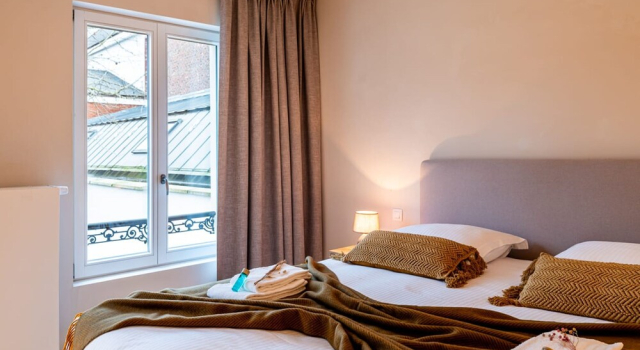 Romantic Getaway With Terrace in Ghent, Забронировать Отель Гент Leiestreek, рядом с Graffiti Street