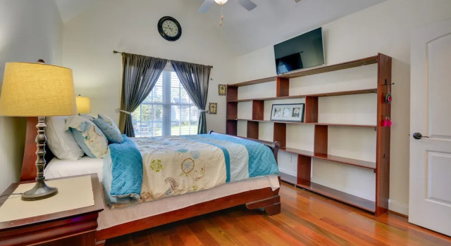 High Point Vacation Rental w/ Private Deck!