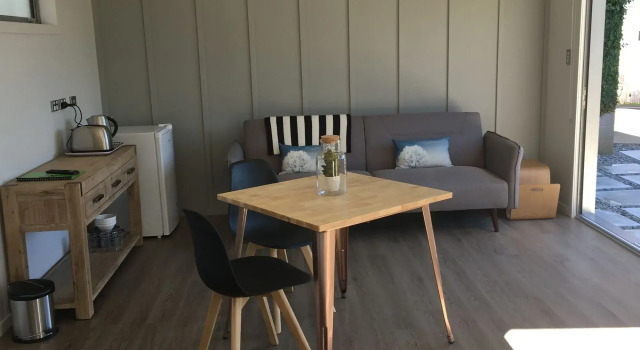 Kohi Beach Bed & Breakfast
