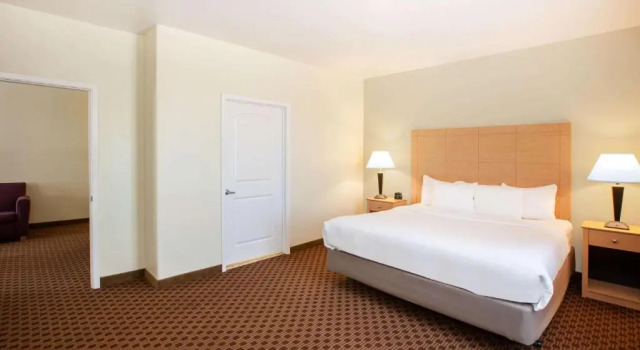 Двухместный люкс La Quinta by Wyndham Odessa North