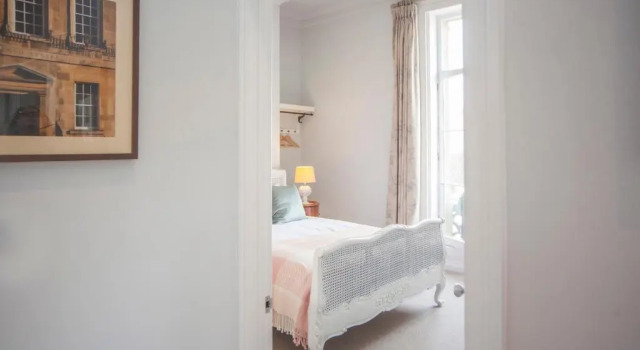 Апартаменты Beautiful City Centre Apartment - Bath