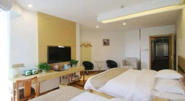 Одноместный люкс Superior GreenTree Inn Shanghai Minxing Beiqiao Station Express Hotel