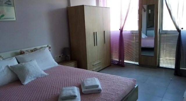 Cozy apartment near to the airport, Забронировать Апартаменты/квартира Сароники 