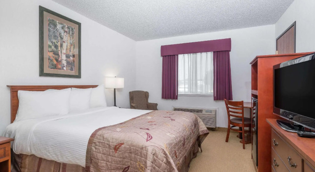 Двухместный номер Standard Baymont by Wyndham Marshfield