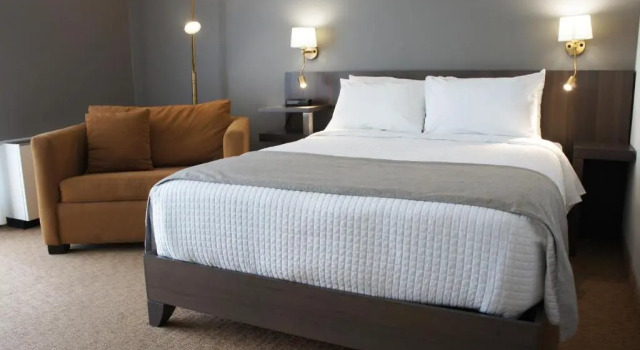 Двухместный номер Standard с балконом Hôtel Castel