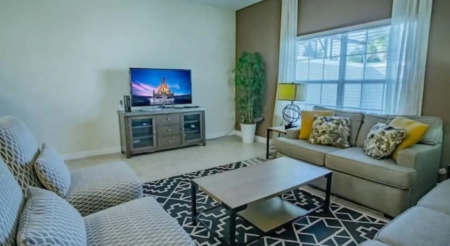4871 CT - Storey Lake - 5 bd 4bath Townhome Near Disney, Varaa Hotelli Orlando Kissimmee