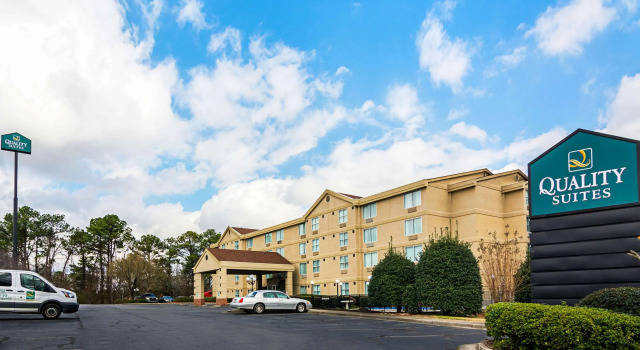 Quality Suites Atlanta Airport East, Забронировать Отель Колледж-Парк Джорджия