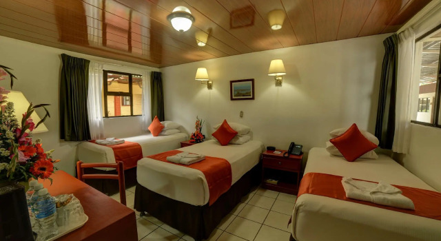 Трёхместный номер Standard Best Western Las Mercedes Airport