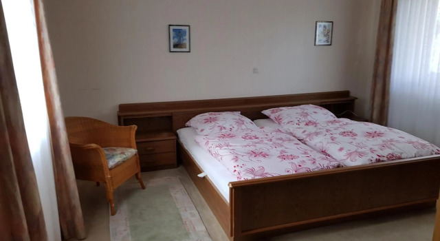 Ferienwohnung, Monteurwohnung "Strunde", Забронировать Отель Бергиш-Гладбах Bergisches Land
