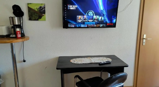 Spartan Oelsnitz am Hegebach for 6 with Netflix Self Check-in, Boek Hotel Oelsnitz Saksen