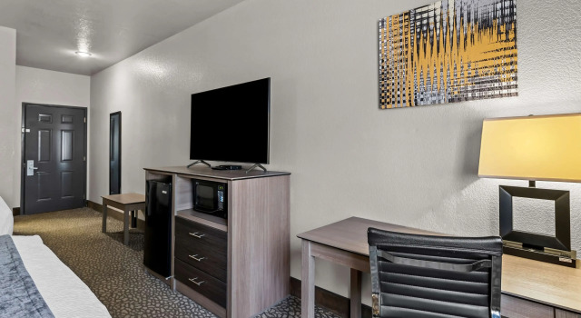 Четырёхместный номер Standard Best Western Sherwood Inn & Suites
