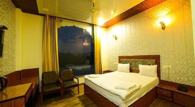 Семейный номер Standard Hotel Royal Paradise