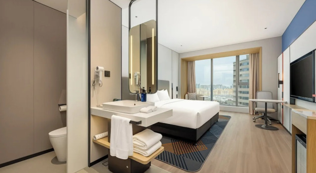 Двухместный номер Standard Holiday Inn Express Qinhuangdao Haigang by IHG