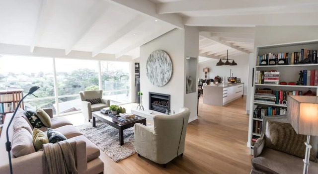Stylish 3 Bedroom Family Home on the North Shore