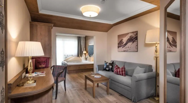 Полулюкс с балконом Hotel Alpenhof Superior