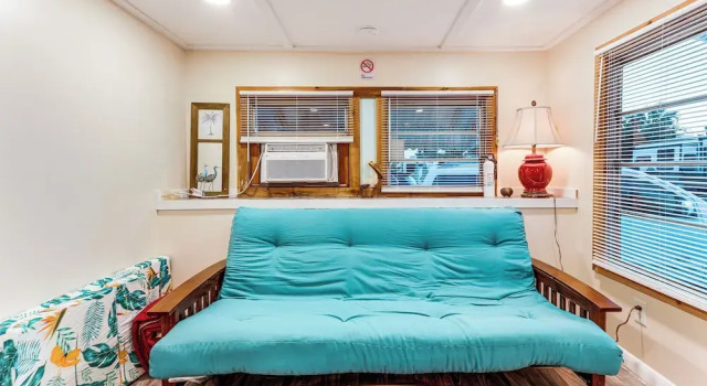 3 Mi to Ocean: Vero Beach Home w/ Pool Access!, จอง บ้านพักตากอากาศ เวโรบีช เซาท์ ฟลอริดา