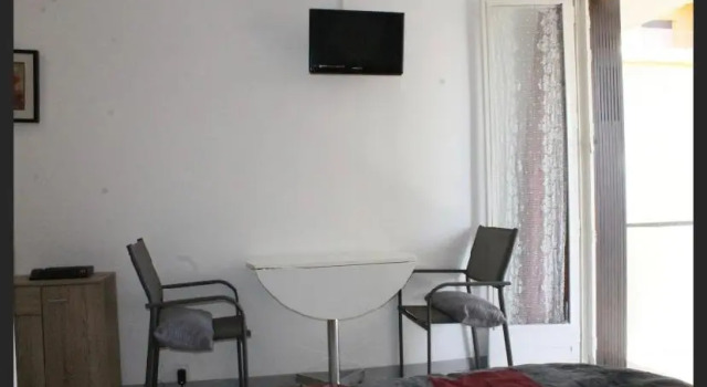 Agréable Studio, belle terrasse, Parking privé, 2 étoiles, Book Lejlighed Lejligheder i Étang de Thau, Lejlighed