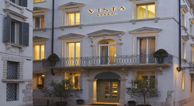 VISTA Verona, Забронировать Отель Бизнес-отели Вероны, рядом с Римский амфитеатр, 4* 5*