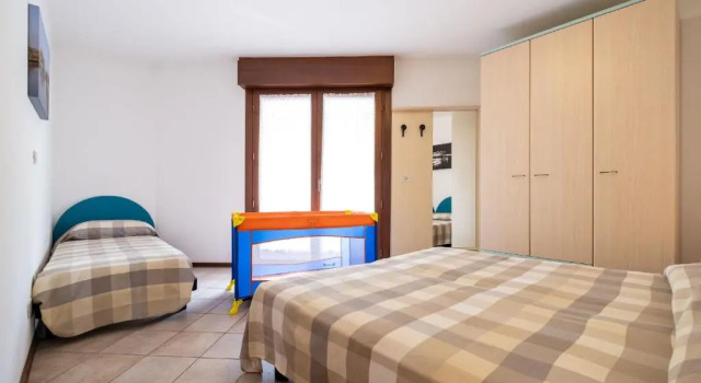 Appartamenti Lignano Sabbiadoro - Villa Ammiraglia, Buchen Sie Villa Cottages in Friaul-Julisch Venetien, Cottage