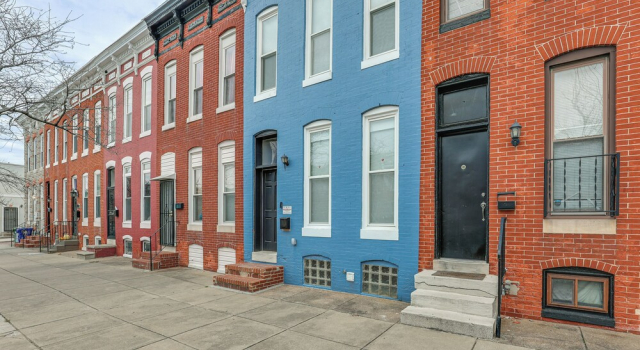 Pet-friendly 3BR Rowhouse: Walk to Patterson Park!