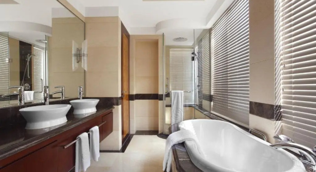 Полулюкс Sheraton Wenzhou Hotel