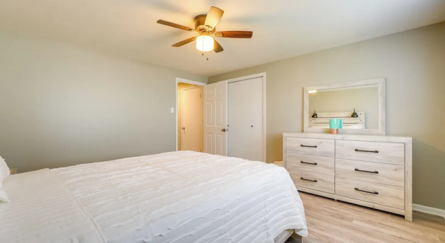 Коттедж Memphis Vacation Rental - Walk to Graceland
