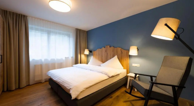 Апартаменты с 2 комнатами Sepp & Hannis Suiten im Dorf