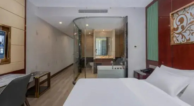 Люкс Business HARRIS Hotel & Convention Festival Citylink Bandung