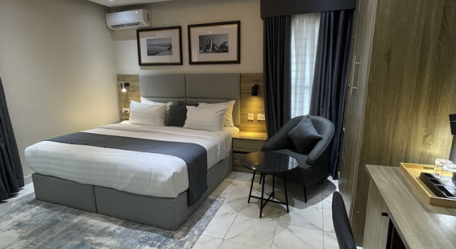 Deluxe Zimmer Ringruby Hotel Oladipo Bateye