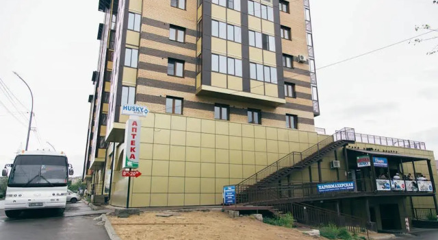 Husky Hostel