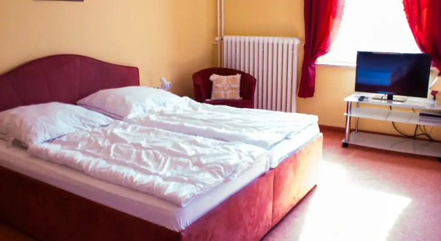 Spacious Apartment in Bad Sachsa With Pool, Prenota Appartamento Hotel a Turingia con piscina, Piscina