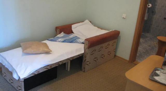 Трёхместный номер Standard с балконом Pensiunea Warthe Bed & Breakfast