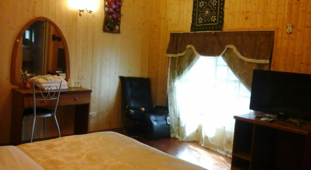 Peace Home, Book Hotel Hoteller i Pingtung County med pool, Swimmingpool