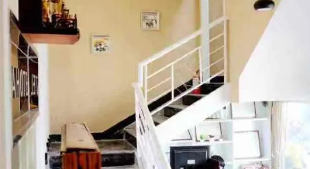 JiujiuJujiaBusinessHotel(HongshanZooBranch.NanjingRAILWAYStation), Prenota Hotel Nanchino Jiangsu